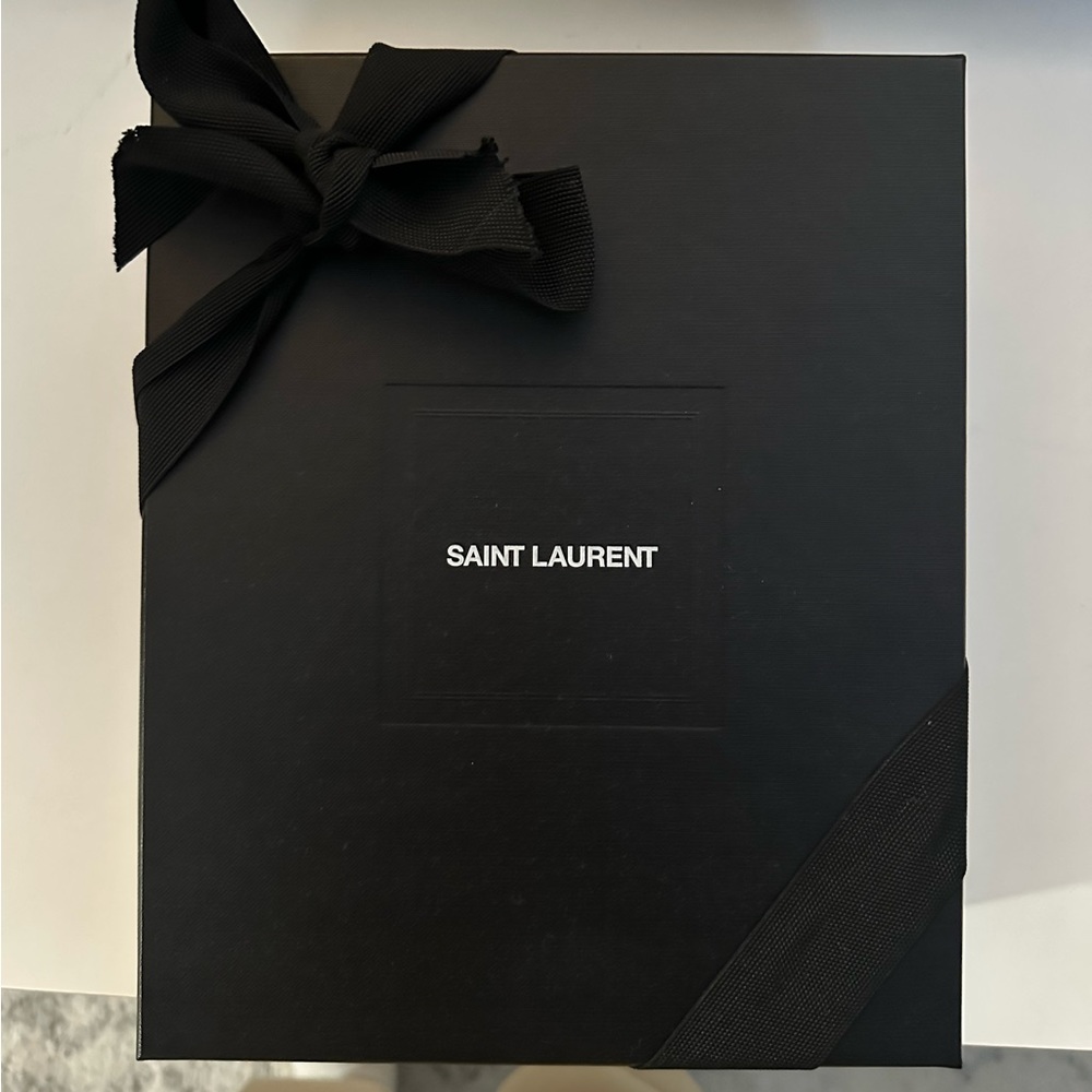 Ysl bag brand new never used - Picture 6 of 6